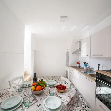 Dimora Atze - Casa Familiare Con Terrazza A Holiday home Fasano