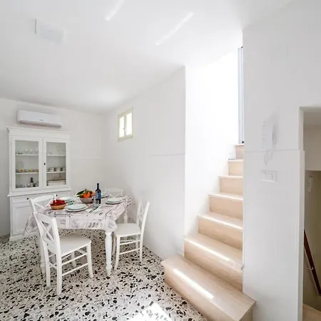 Dimora Atze - Casa Familiare Con Terrazza A Fasano